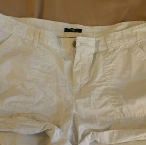 Gap white shorts